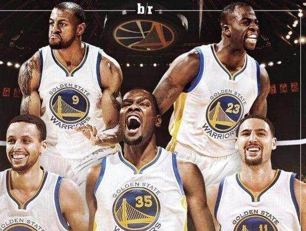 甘超对阿奇姆彭做闭嘴手势，钟义浩扳平比分后做同样手势回击（甘超向阿奇姆彭做闭嘴手势，钟义浩扳平后用同样动作回应）