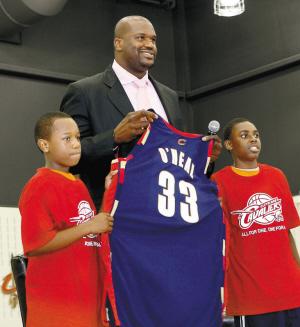 巴黎圣日耳曼梅西助攻内马尔进球（梅西送出助攻，内马尔为巴黎圣日耳曼破门）