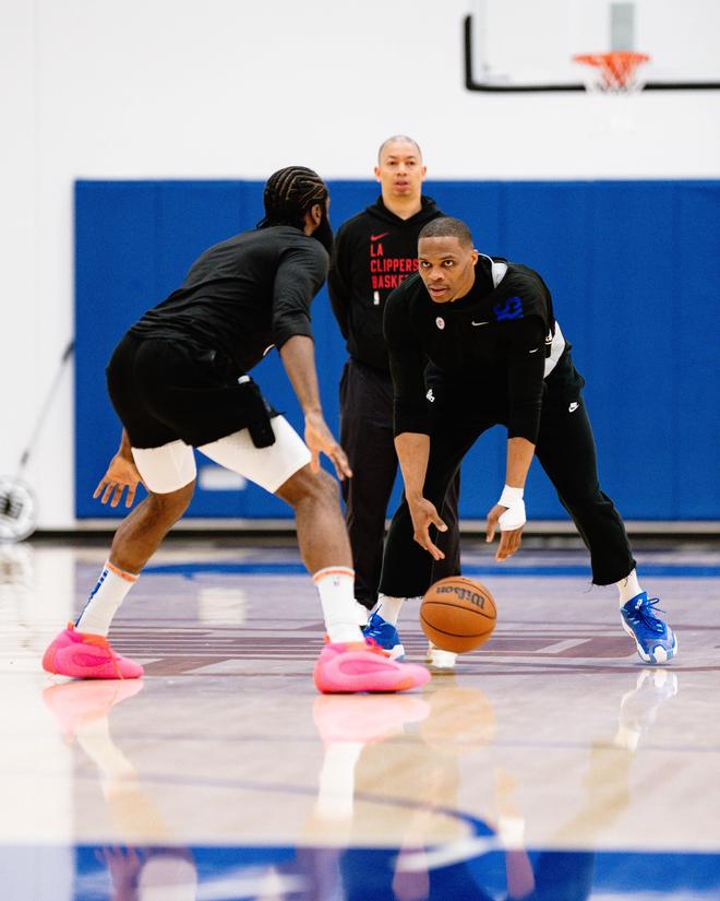 罗马诺：利物浦与曼城有意塞门约；埃斯特旺未来可能踢10号位（罗马诺：利物浦、曼城关注塞门约；埃斯特旺未来或司职10号）